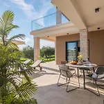 Christall By Interhome Kastelir