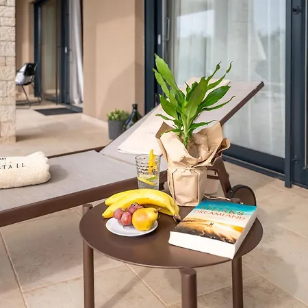 Christall By Interhome فيلة