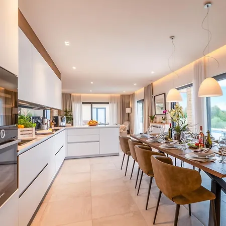 Christall By Interhome